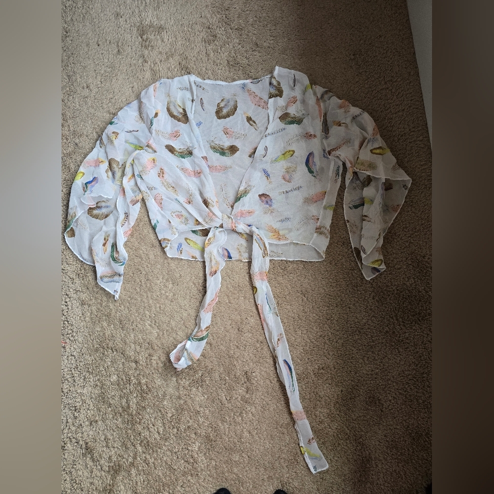 Women's Feather Print Tie-Front Top